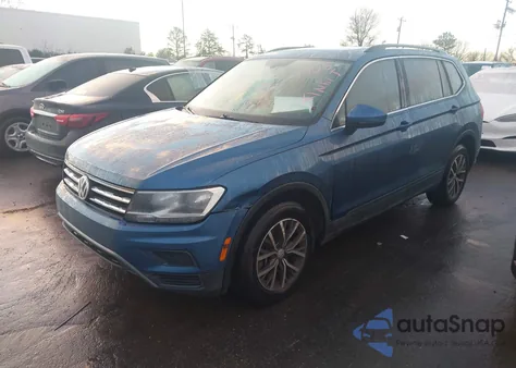 2019 Volkswagen Tiguan 2.0T Se/2.0T Sel/2.0T Sel R-Line/2.0T Sel R-Line Black из США, поврежденный, VIN 3VV3B7AX5KM069408